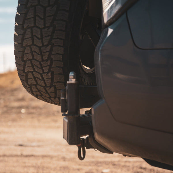 SOUTHERN STYLE OFFROAD HITCH MOUNTED TIRE CARRIER (4RUNNER/GX/LAND CRUISER)