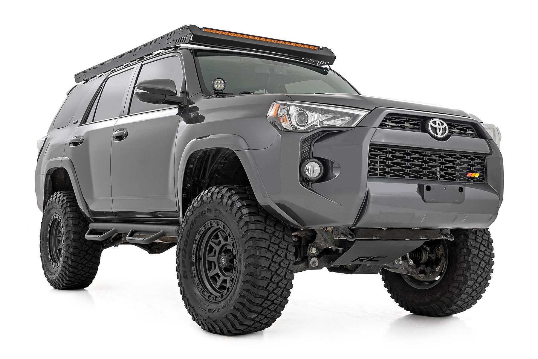 ROUGH COUNTRY NERF STEPS (CAB LENGTH) - TOYOTA 4RUNNER 5TH GENERATION